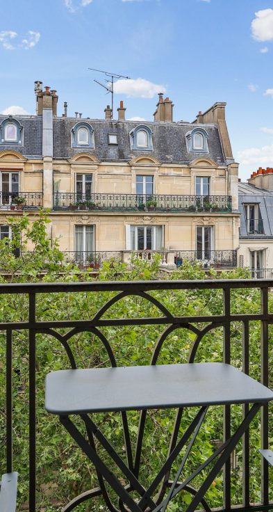 Appartement 3/4 pièces – 81.26m² – Balcon – Paris 7ème